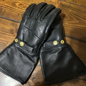Brand new Abel brown gauntlet gloves